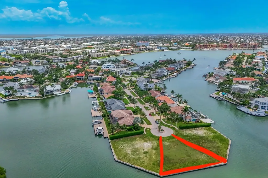 620 Rockport Court Marco Island FL 34145