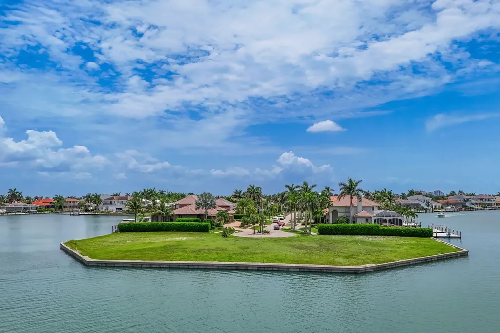 620 Rockport Court Marco Island FL 34145