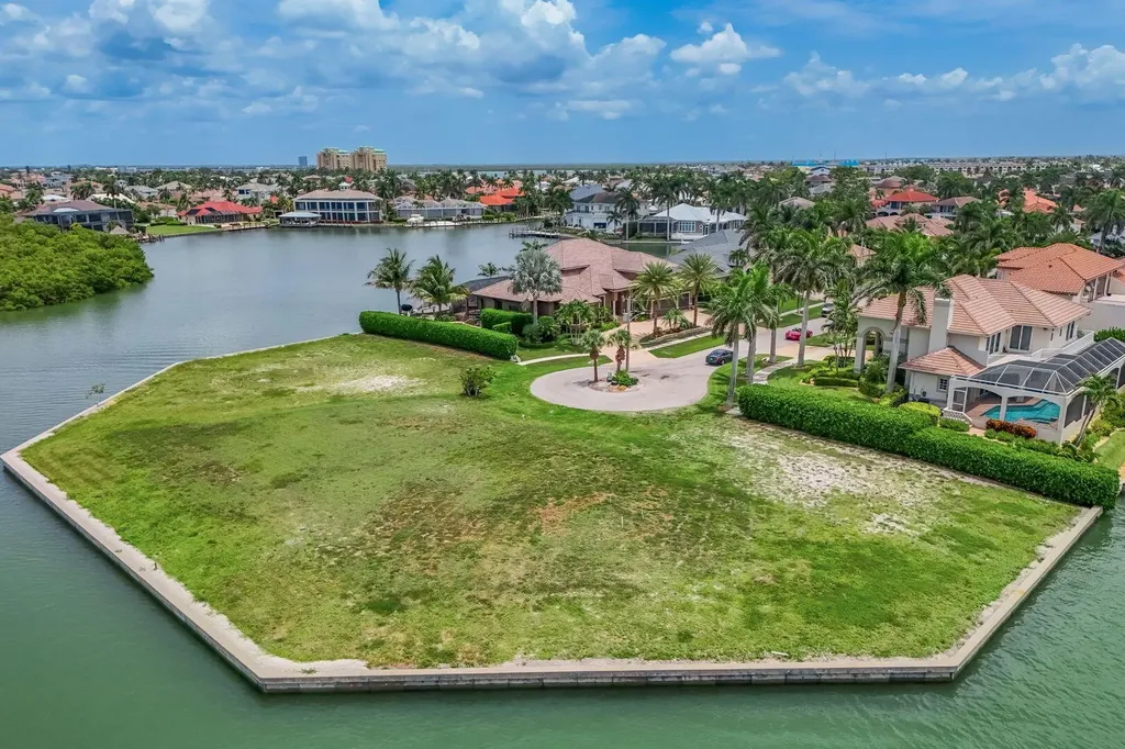 620 Rockport Court Marco Island FL 34145