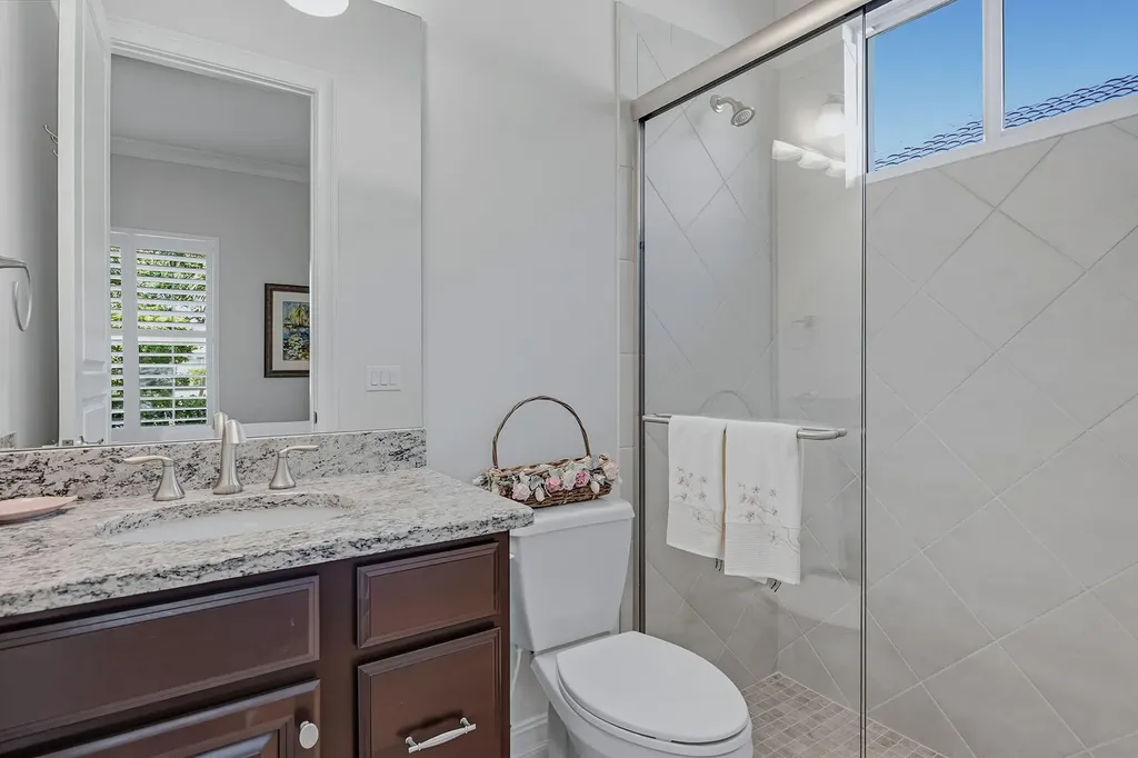 9454 Lagomar Court Naples FL 34114