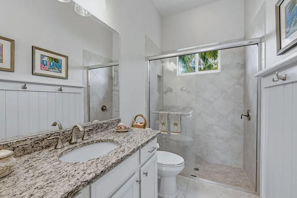 9454 Lagomar Court Naples FL 34114