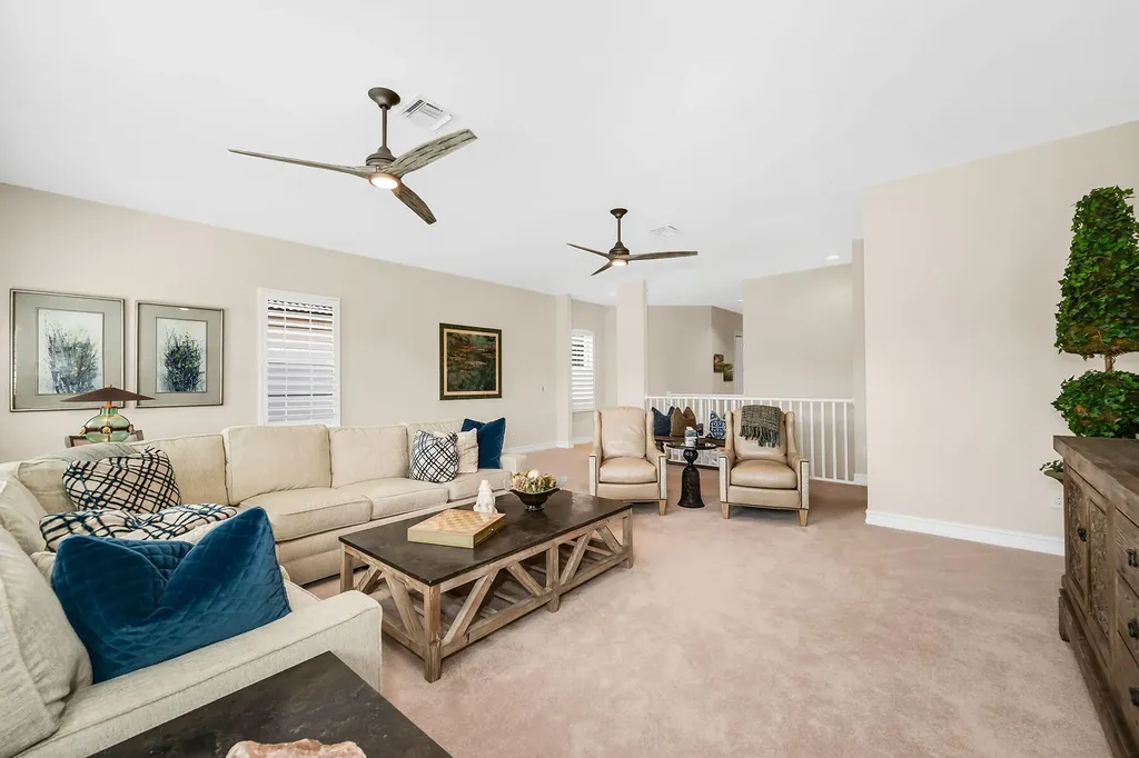 7825 Hawthorne Drive Naples FL 34113
