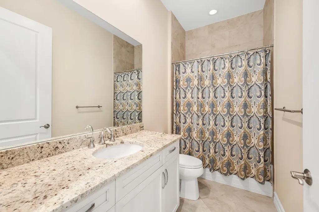 7825 Hawthorne Drive Naples FL 34113