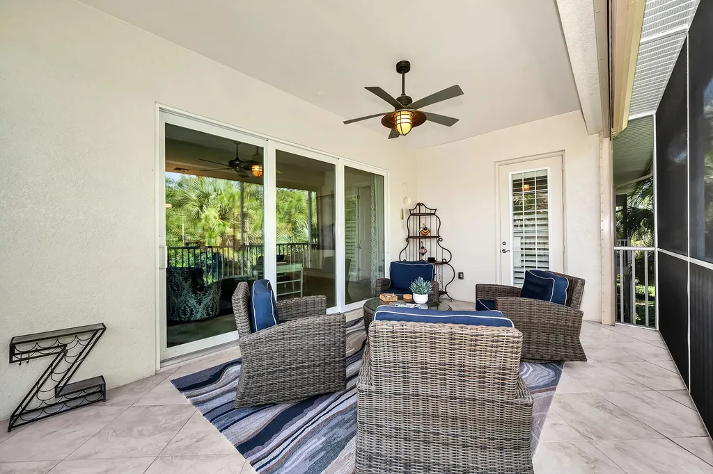 7825 Hawthorne Drive Naples FL 34113