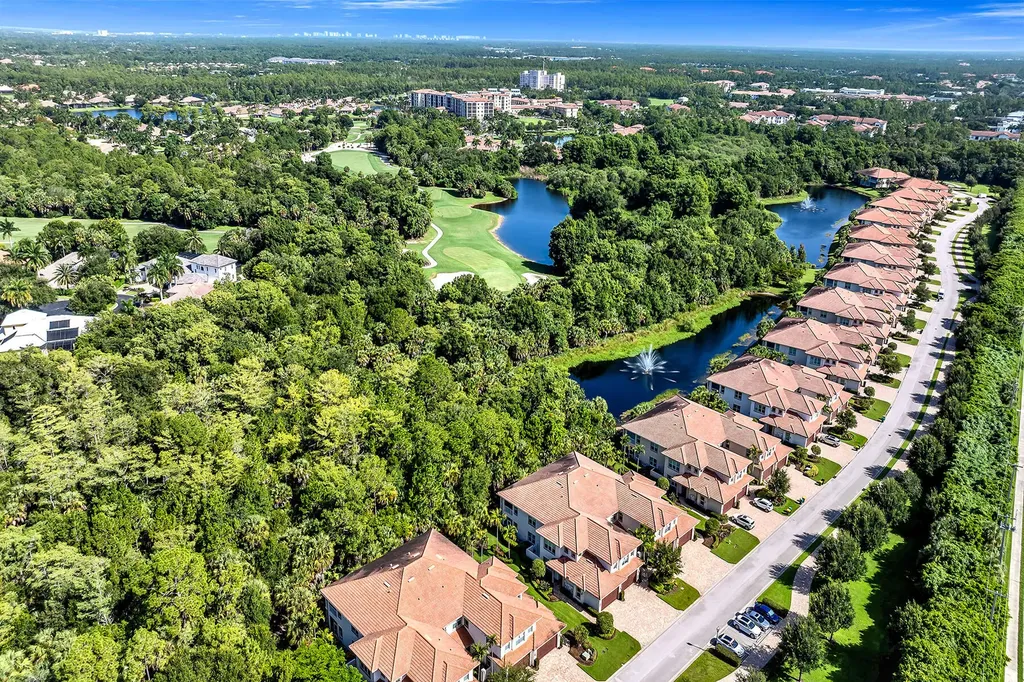 7825 Hawthorne Drive Naples FL 34113