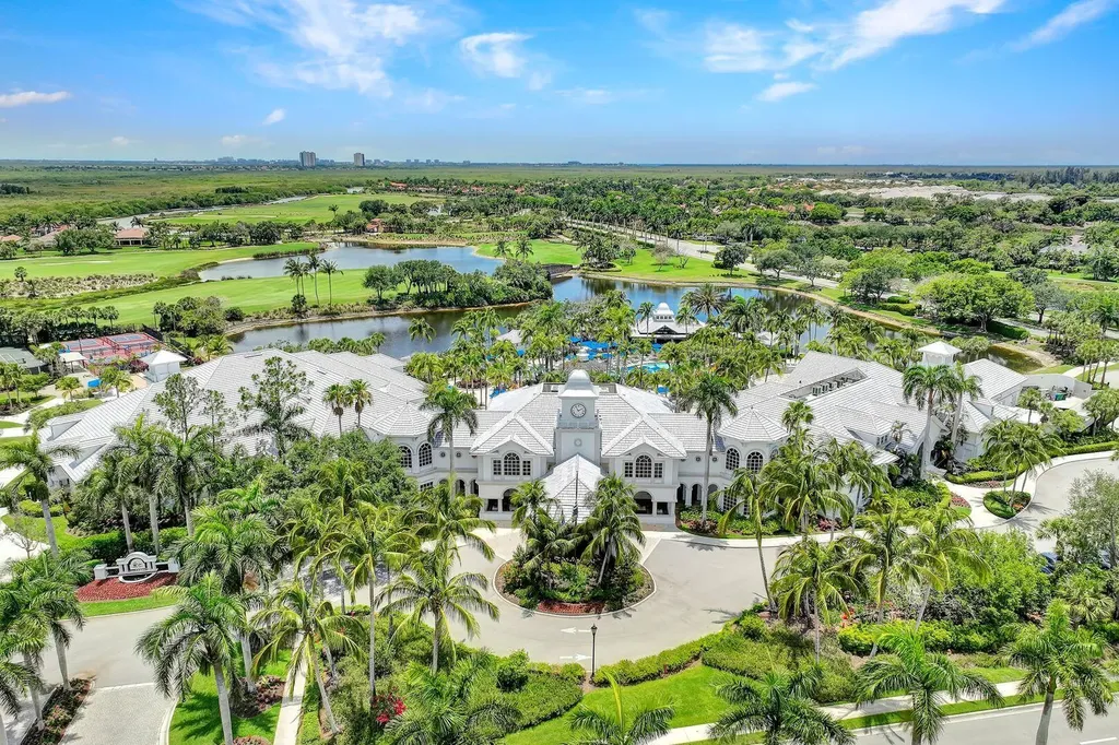 9255 Museo Circle Naples FL 34114