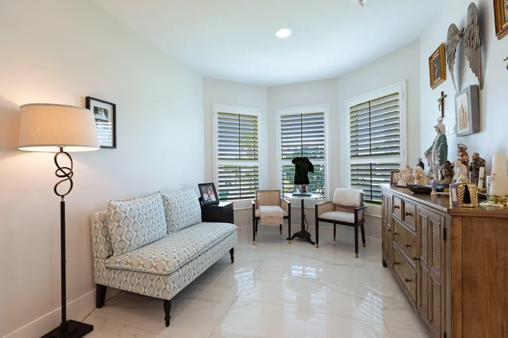 1045 Cottonwood Marco Island FL 34145