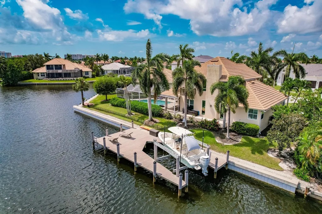1045 Cottonwood Marco Island FL 34145
