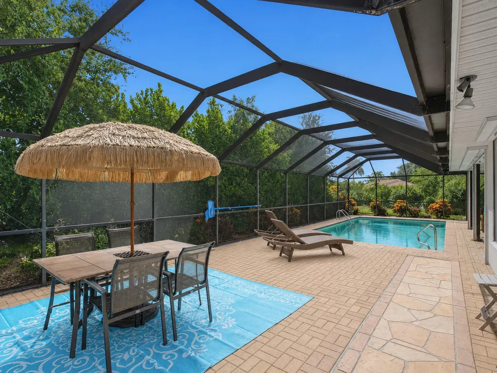 Marco Island FL, 2060 Sheffield Avenue