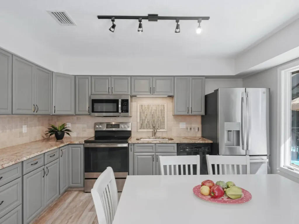 2060 Sheffield Avenue Marco Island FL 34145