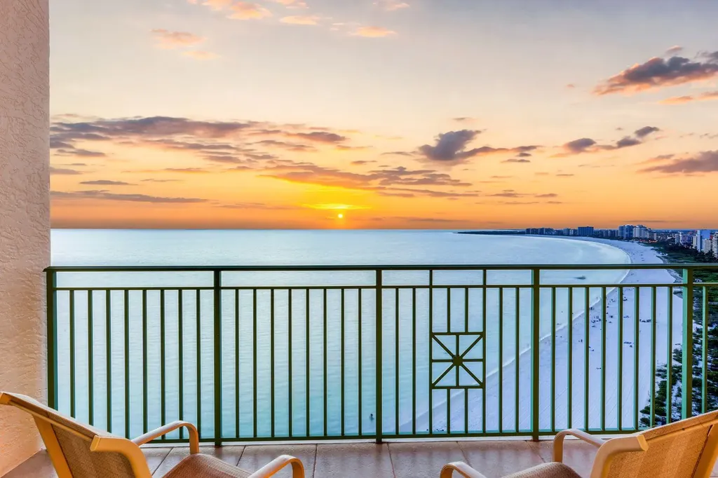960 Cape Marco Marco Island FL 34145