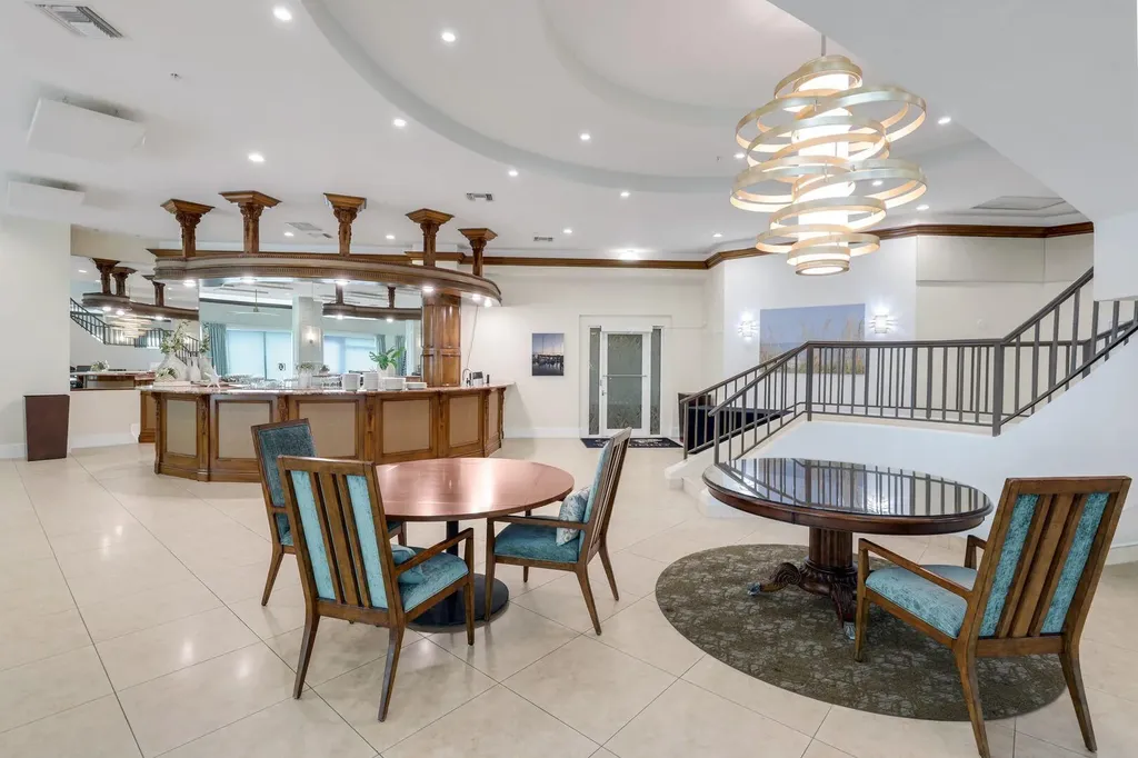 960 Cape Marco Marco Island FL 34145