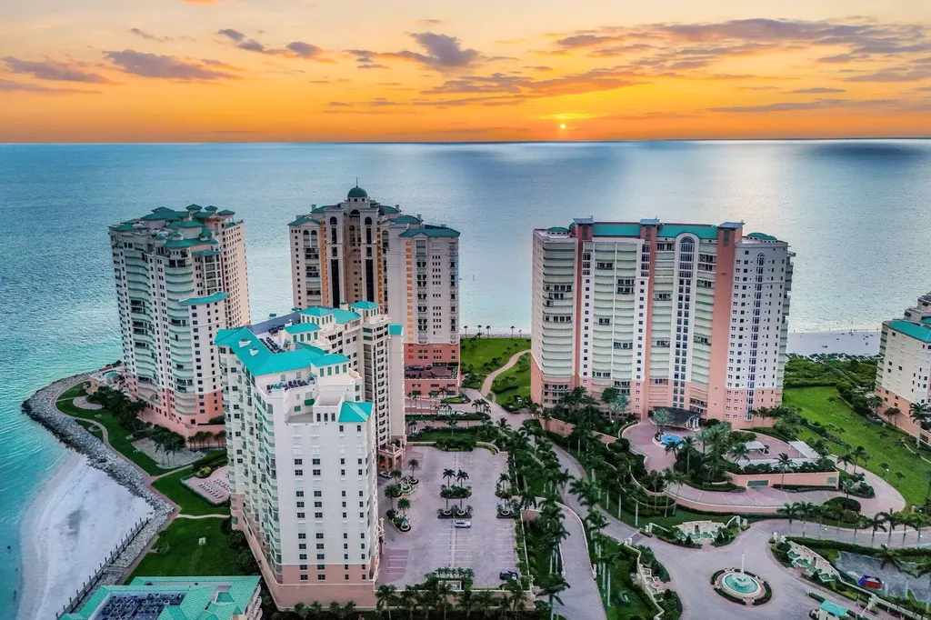 960 Cape Marco Marco Island FL 34145