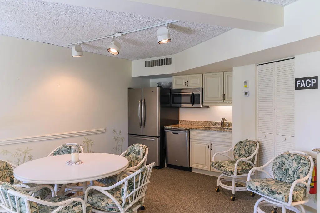 845 Collier Court Marco Island FL 34145