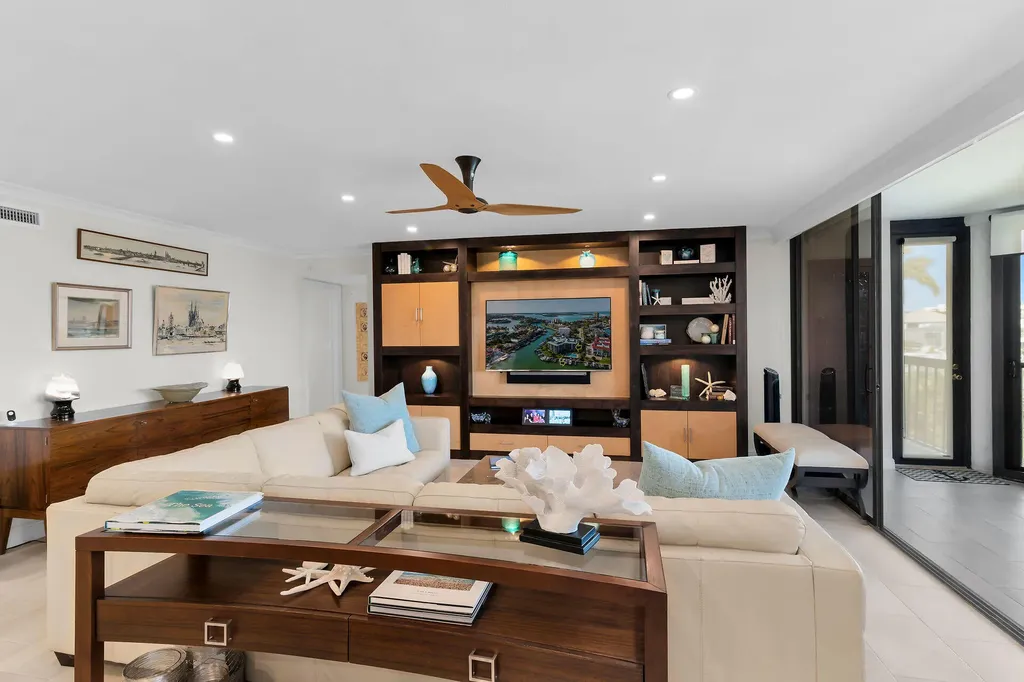 845 Collier Court Marco Island FL 34145