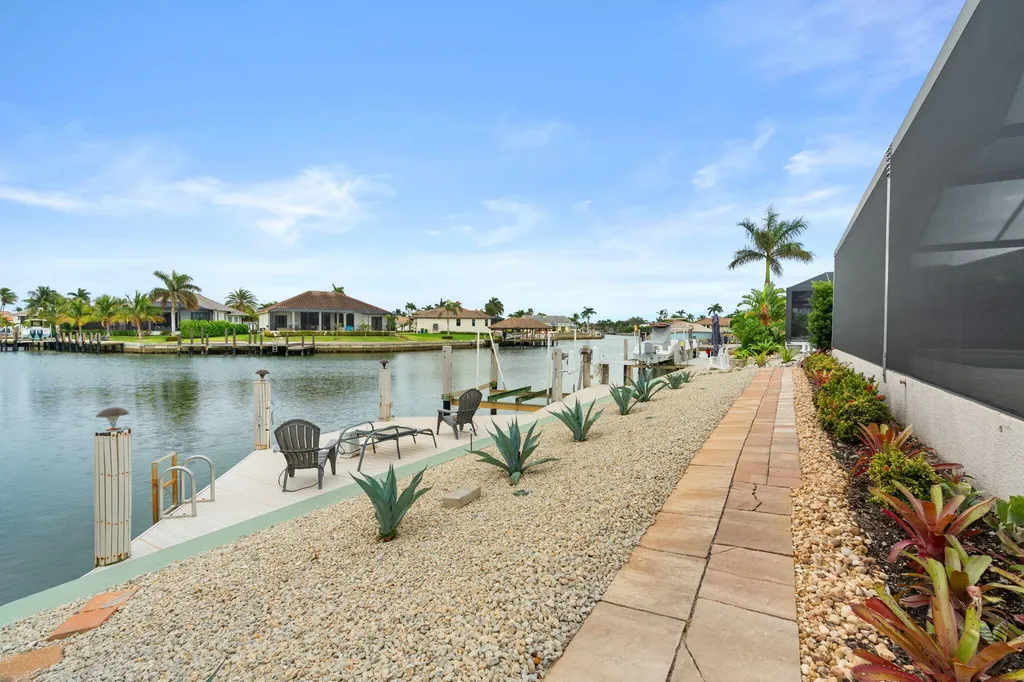 21 Hickory Court Marco Island FL 34145