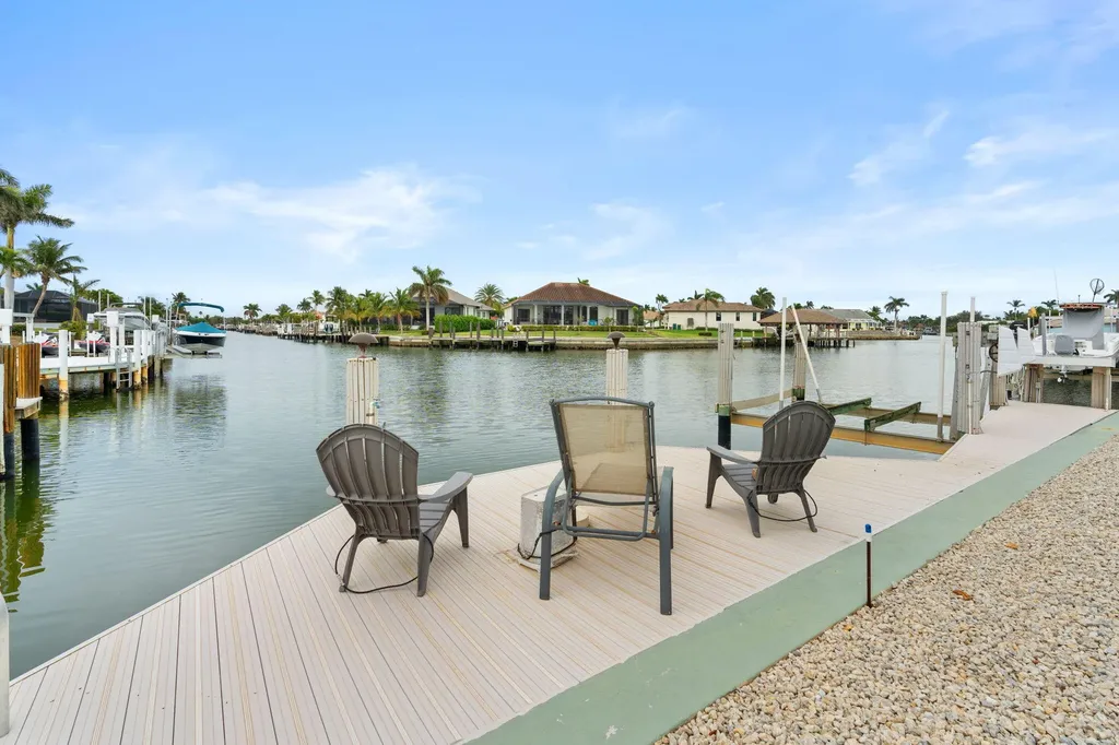 21 Hickory Court Marco Island FL 34145