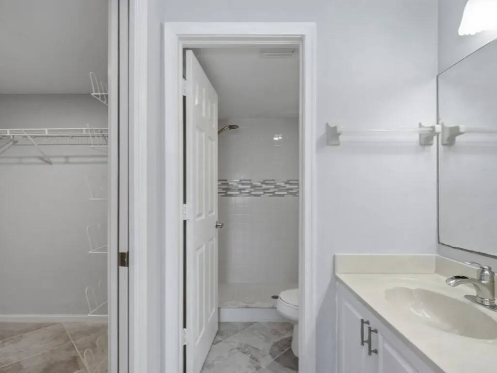 5784 Deauville Circle Naples FL 34112