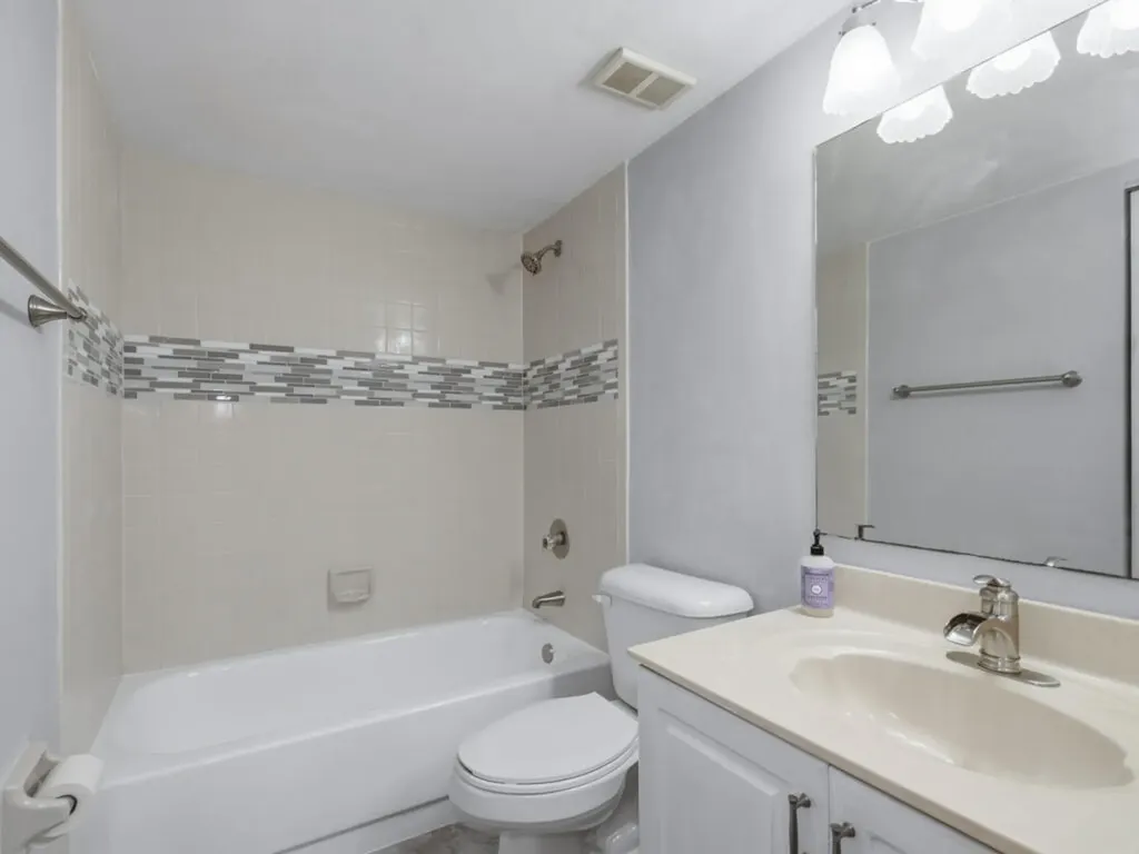 5784 Deauville Circle Naples FL 34112