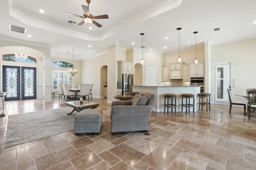 3266 Runaway Lane Naples FL 34114