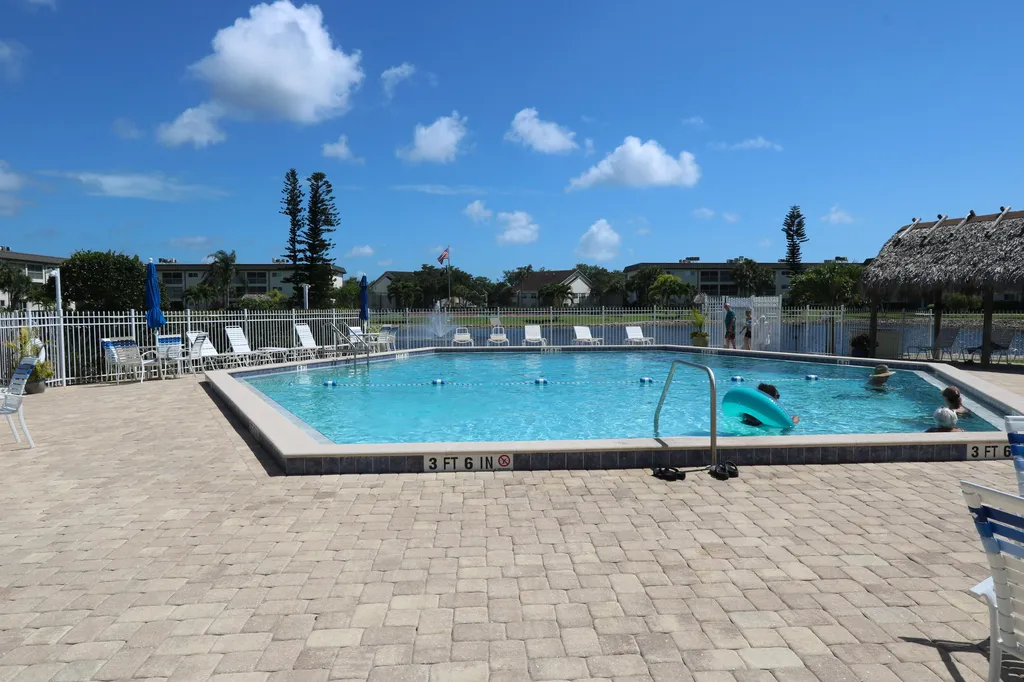 1004 Manatee Road Naples FL 34114