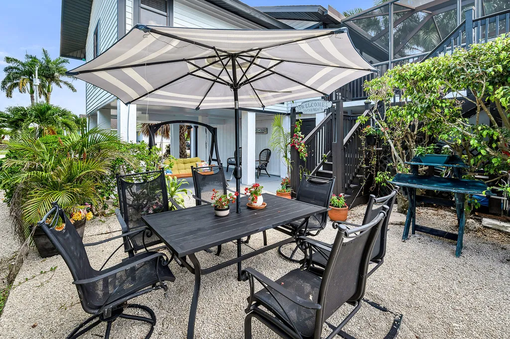 1149 Bond Court Marco Island FL 34145