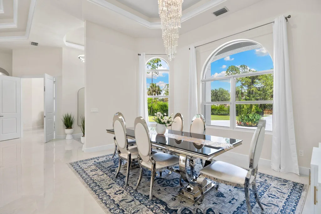 379 25th Street NW Naples FL 34120