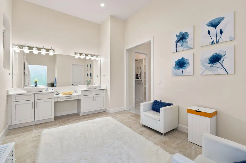 379 25th Street NW Naples FL 34120