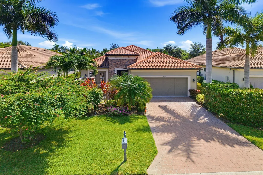 9630 Campanile Circle Naples FL 34114