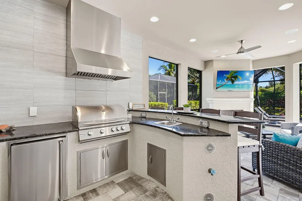 9630 Campanile Circle Naples FL 34114