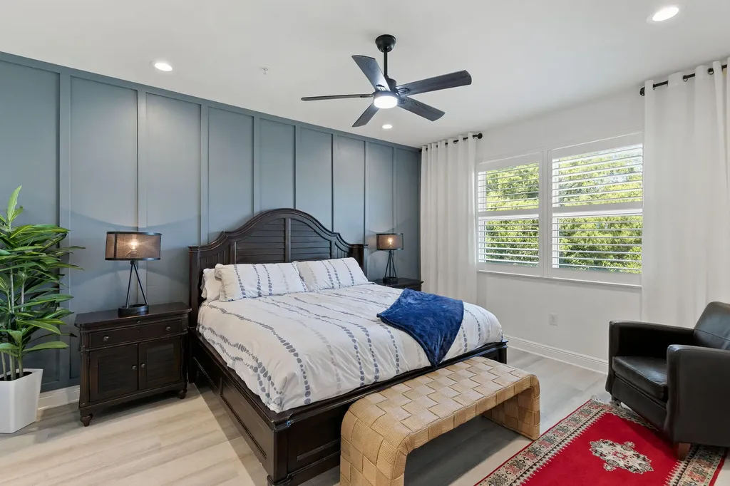 2567 Seychelles Drive Naples FL 34112