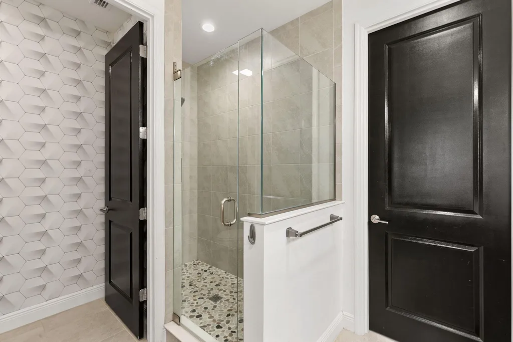 2567 Seychelles Drive Naples FL 34112