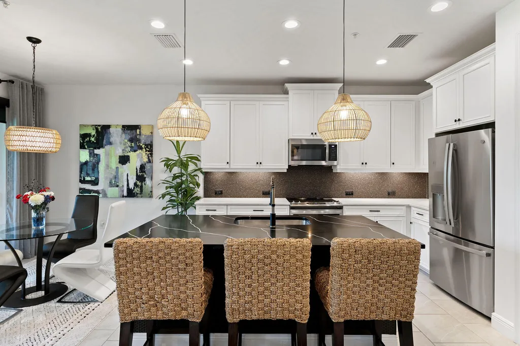 2567 Seychelles Drive Naples FL 34112