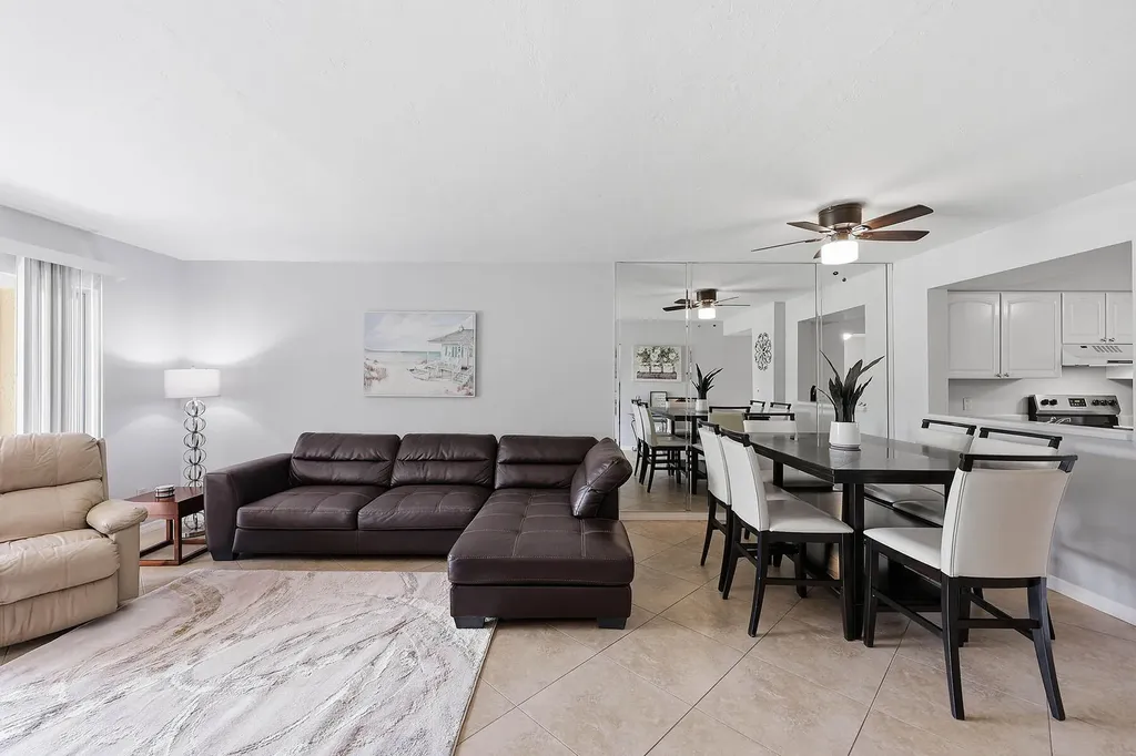 1075 Foxfire Lane Naples FL 34104