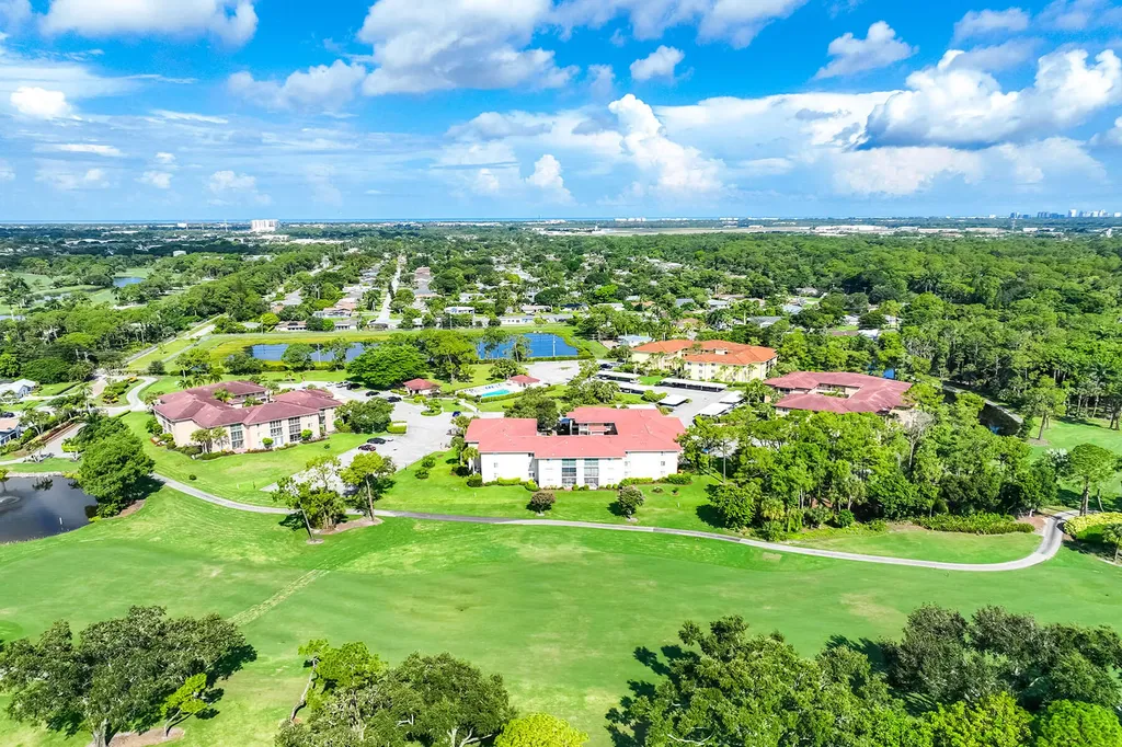 1075 Foxfire Lane Naples FL 34104
