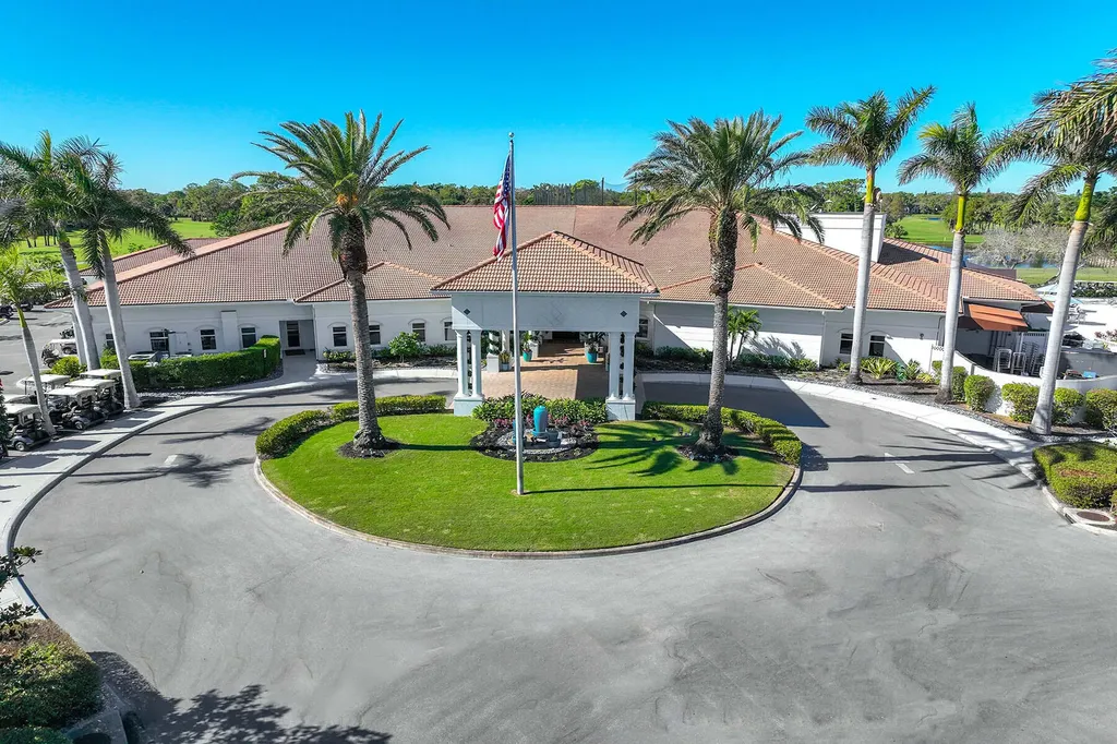 1075 Foxfire Lane Naples FL 34104