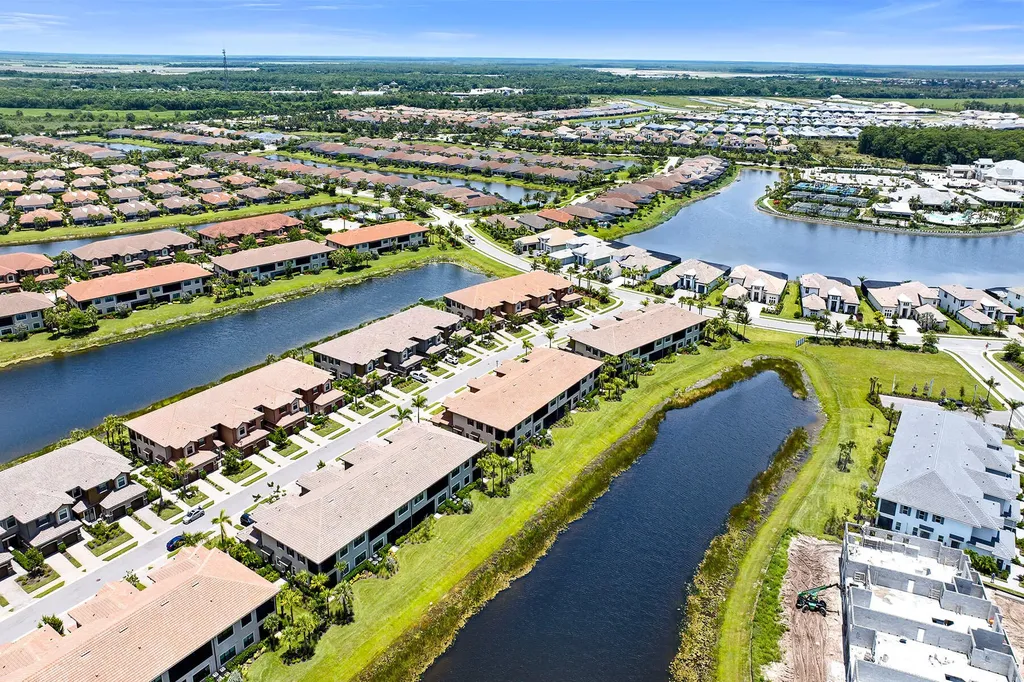 15324 Lucerna Street Naples FL 34114