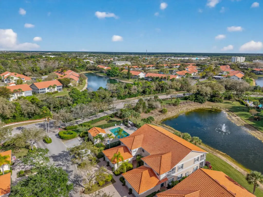 5210 Birmingham Drive Naples FL 34110