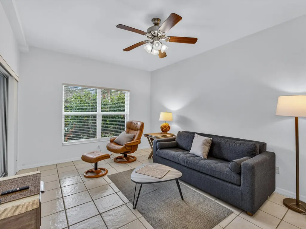5210 Birmingham Drive Naples FL 34110