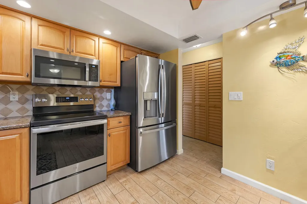 1485 Honeysuckle Avenue Marco Island FL 34145