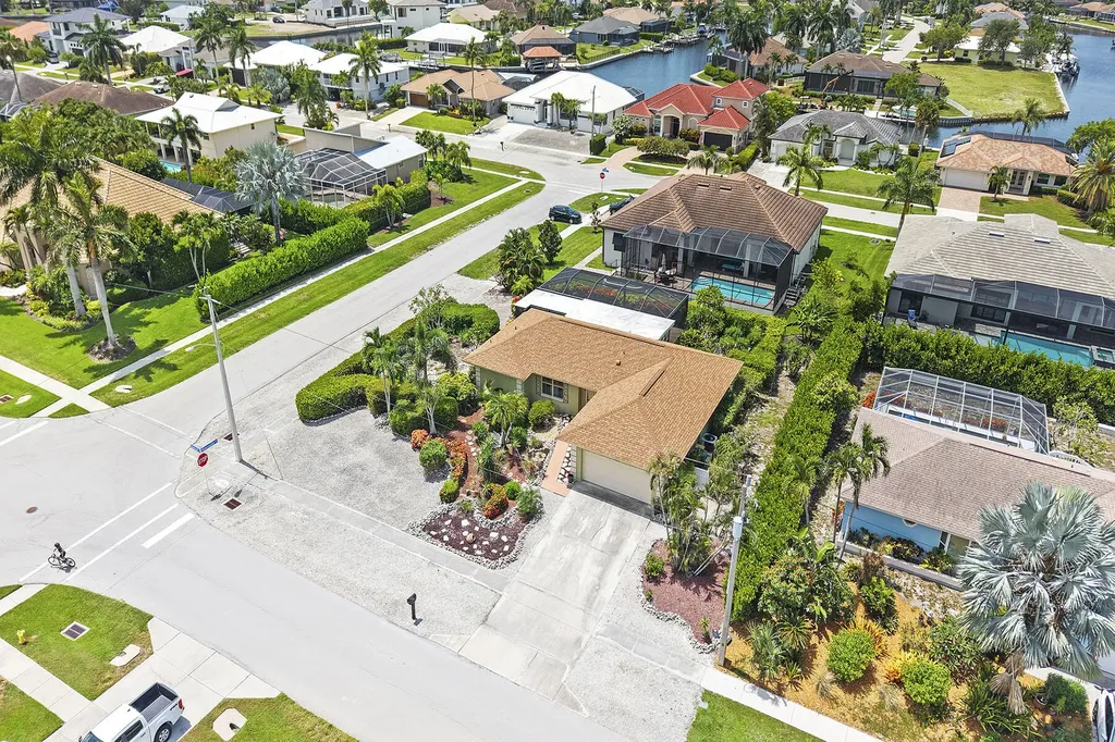 1485 Honeysuckle Avenue Marco Island FL 34145
