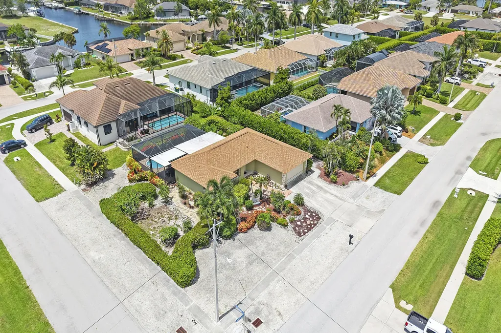 1485 Honeysuckle Avenue Marco Island FL 34145
