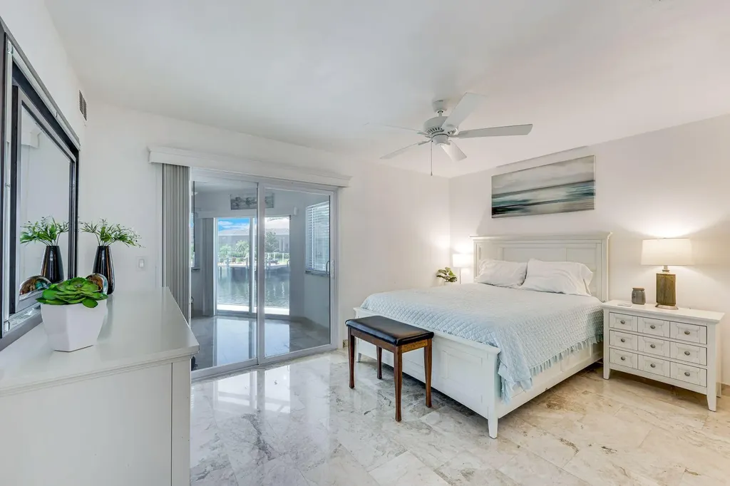 398 Wales Court Marco Island FL 34145