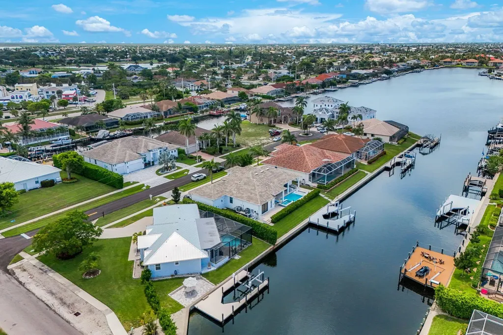 398 Wales Court Marco Island FL 34145