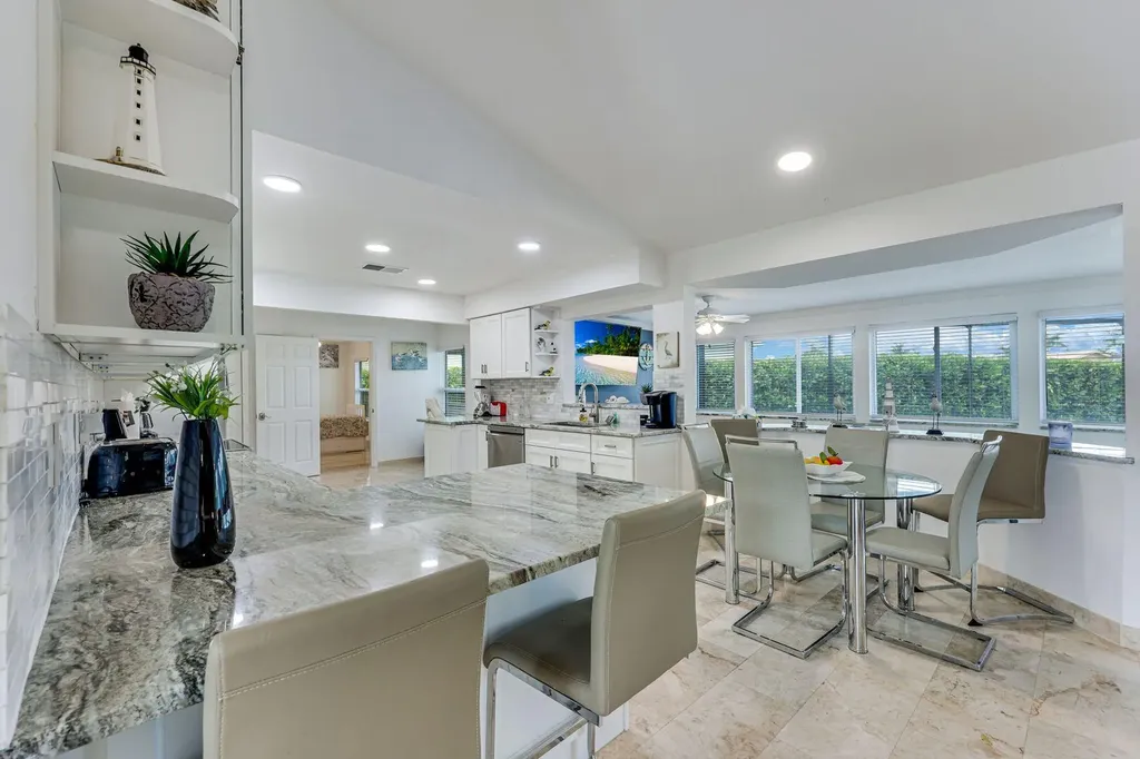 398 Wales Court Marco Island FL 34145