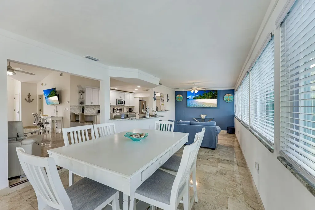 398 Wales Court Marco Island FL 34145