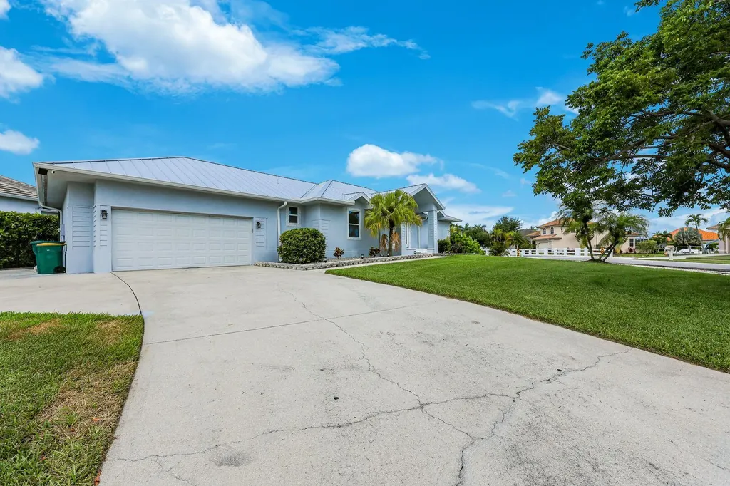 398 Wales Court Marco Island FL 34145