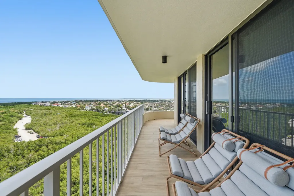 440 Seaview Marco Island FL 34145