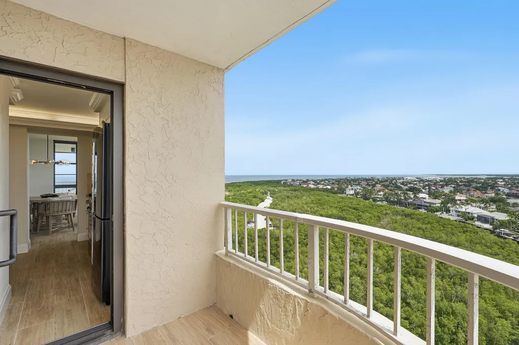 440 Seaview Marco Island FL 34145