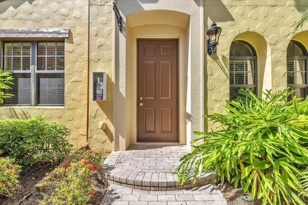 8957 Malibu Naples FL 34113